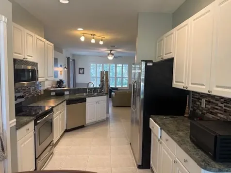 614 Ne Muskrat Port Saint Lucie FL 34983