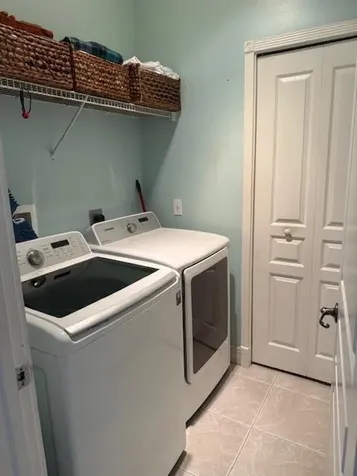 614 Ne Muskrat Port Saint Lucie FL 34983