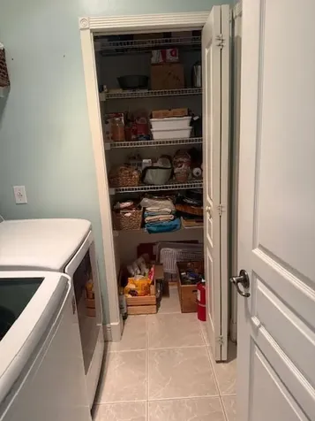 614 Ne Muskrat Port Saint Lucie FL 34983