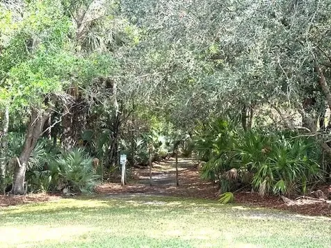 614 Ne Muskrat Port Saint Lucie FL 34983