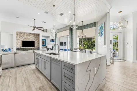 114 La Vida Court Palm Beach Gardens FL 33418