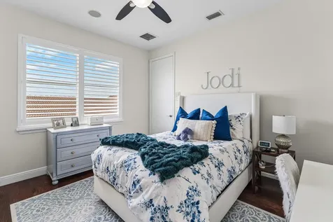 114 La Vida Court Palm Beach Gardens FL 33418