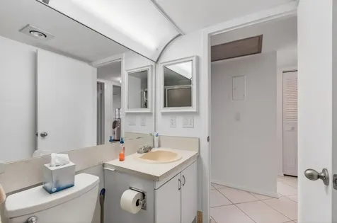 3028 Guildford B Boca Raton FL 33434