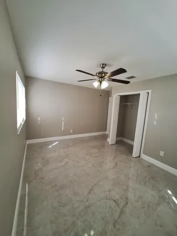 9219 SW 1st Place Boca Raton FL 33428