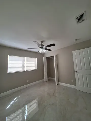 9219 SW 1st Place Boca Raton FL 33428