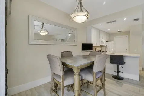 6 Oakleaf Court Tequesta FL 33469