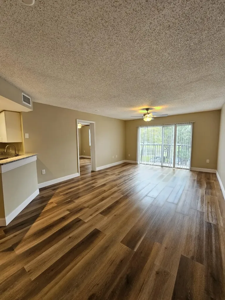 4187 N Haverhill Road West Palm Beach FL 33417
