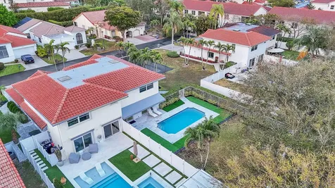 8608 Via Giula Boca Raton FL 33496
