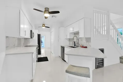 8608 Via Giula Boca Raton FL 33496