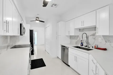 8608 Via Giula Boca Raton FL 33496