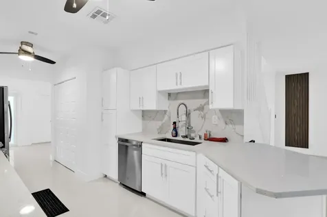 8608 Via Giula Boca Raton FL 33496