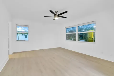 8608 Via Giula Boca Raton FL 33496