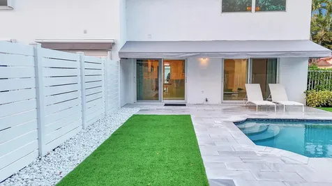 8608 Via Giula Boca Raton FL 33496