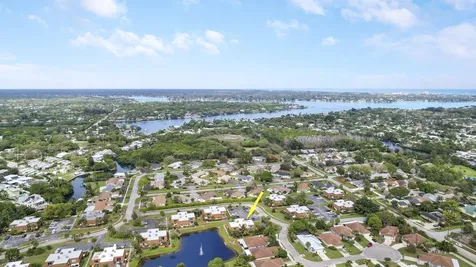 110 N Delaware Boulevard Jupiter FL 33458