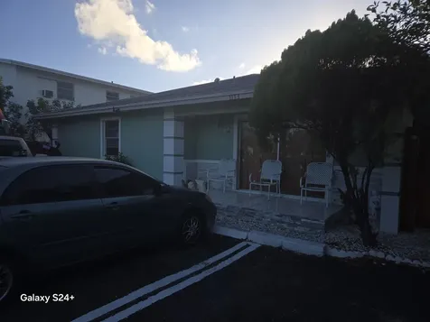 1113 N Federal Highway Lake Worth Beach FL 33460