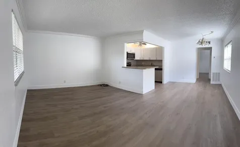 103 Saxony C Delray Beach FL 33446
