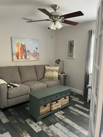 364 Prestwick Circle Palm Beach Gardens FL 33418