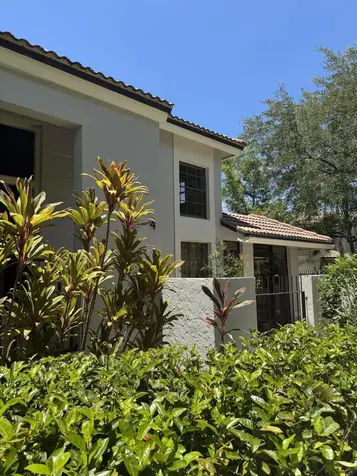 364 Prestwick Circle Palm Beach Gardens FL 33418