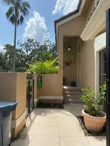 364 Prestwick Circle Palm Beach Gardens FL 33418