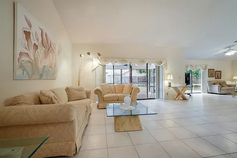 9960 Majestic Way Boynton Beach FL 33437
