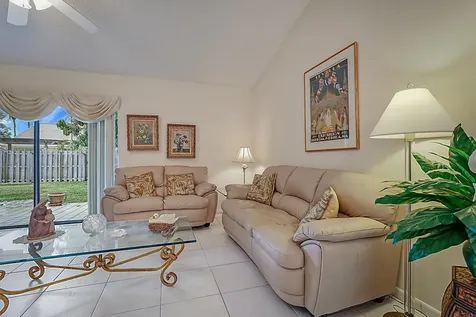 9960 Majestic Way Boynton Beach FL 33437