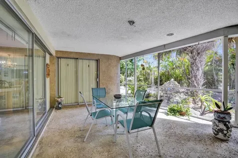 1004 Se 11th Street Deerfield Beach FL 33441