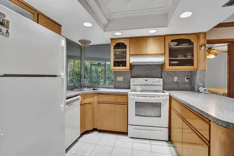 1004 Se 11th Street Deerfield Beach FL 33441