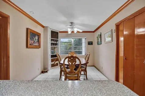 1004 Se 11th Street Deerfield Beach FL 33441