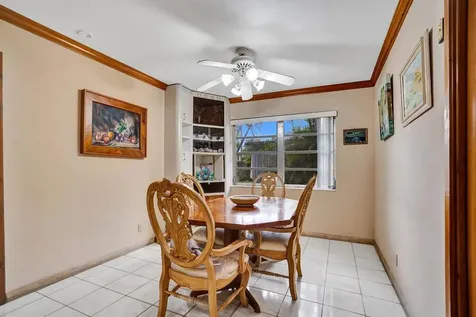 1004 Se 11th Street Deerfield Beach FL 33441