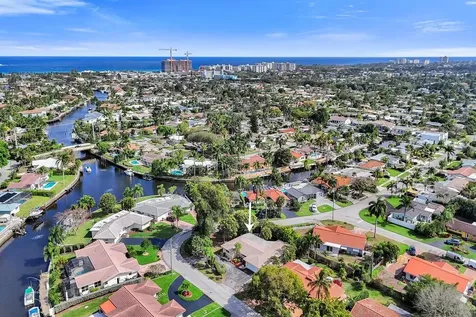 1004 Se 11th Street Deerfield Beach FL 33441