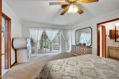 1004 Se 11th Street Deerfield Beach FL 33441