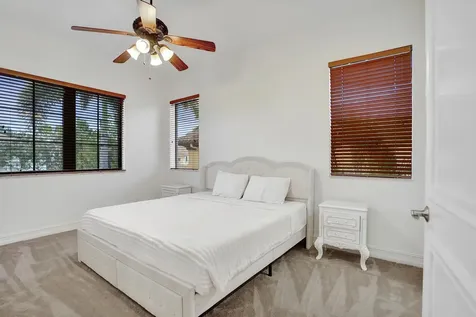 17682 Middlebrook Way Boca Raton FL 33496