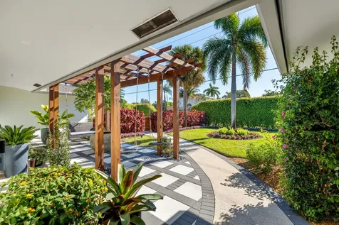 3605 S Lake Drive Boynton Beach FL 33435