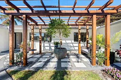 3605 S Lake Drive Boynton Beach FL 33435