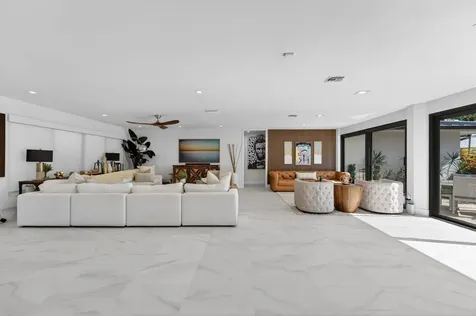 2648 Ne 37th Drive Fort Lauderdale FL 33308