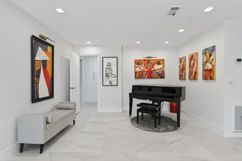 2648 Ne 37th Drive Fort Lauderdale FL 33308