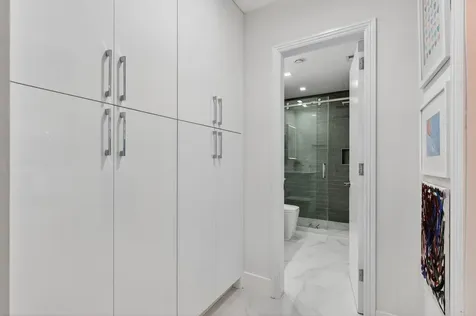 2648 Ne 37th Drive Fort Lauderdale FL 33308