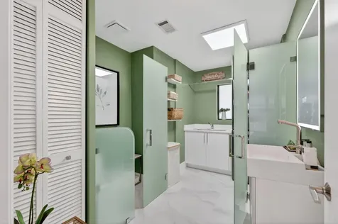 2648 Ne 37th Drive Fort Lauderdale FL 33308