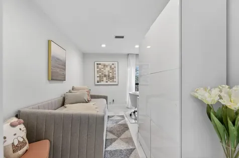 2648 Ne 37th Drive Fort Lauderdale FL 33308