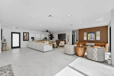2648 Ne 37th Drive Fort Lauderdale FL 33308