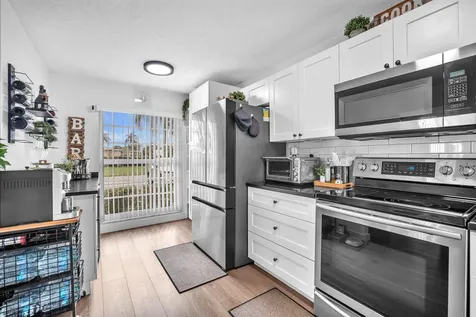 20814 Vinesta Circle Boca Raton FL 33433