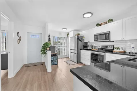 20814 Vinesta Circle Boca Raton FL 33433