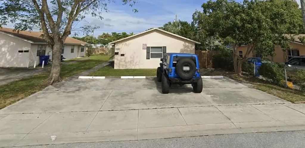 920 W 36th Street Riviera Beach FL 33404