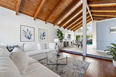 102 W Sandpiper Circle Jupiter FL 33477
