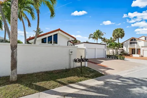 102 W Sandpiper Circle Jupiter FL 33477