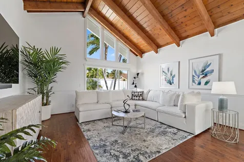 102 W Sandpiper Circle Jupiter FL 33477