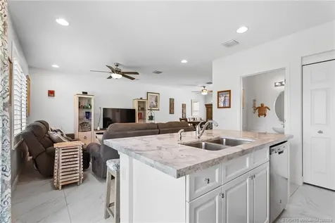 2810 Nw Treviso Circle Port Saint Lucie FL 34986