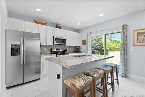 2810 Nw Treviso Circle Port Saint Lucie FL 34986
