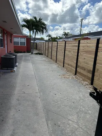 628 N M Street Lake Worth Beach FL 33460