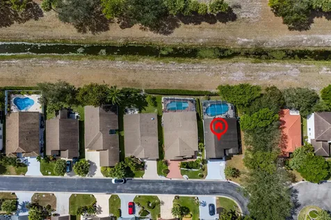 200 Trails End Greenacres FL 33413